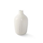 588001_bud_ribbed_vase_PHOTO_1